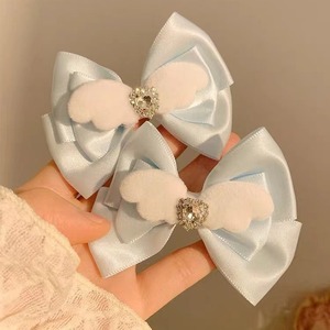 High-end medium-sized blue puff pastry <b>bow</b> wing hair <b>clip</b>, girly heart-shaped side hair <b>clip</b> for women, creamy style. - Product Image 2