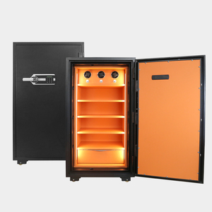 Cassaforte di Lusso Personalizzata di Alta Qualità con Caricatore Automatico per Orologi, in Pelle, con Sblocco Tramite Impronta Digitale - Product Image 1