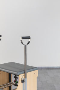 <span class=keywords><strong>Precio</strong></span> de fábrica Gimnasio Equipo de fitness <span class=keywords><strong>Precio</strong></span> al por mayor <span class=keywords><strong>Wunda</strong></span> Reformer <span class=keywords><strong>Pilates</strong></span> Reformer Equipo para uso doméstico - Product Image 5