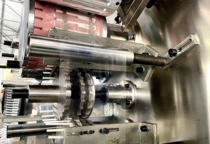 中国U型柔性饮用塑料吸管摇摆式纸箱包装机 - Product Image 5