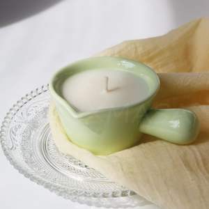 Vela de Masaje de Cera de Soja Perfumada con Aceite Personalizada de Alta Calidad al por Mayor para el Cuidado Corporal, Velas de Belleza, Aceite de Masaje - Product Image 4