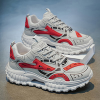 Chaussures de course pour hommes 2026 tendance, rehaussantes, blanches et rouges, en maille patchwork, résistantes à l'usure, pour le jogging en extérieur