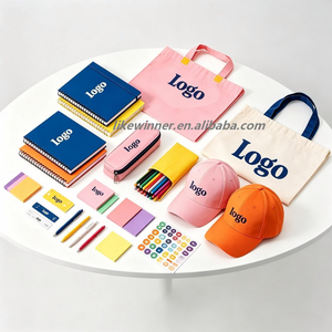 เสื้อยืดคอกลมแขนสั้นผ้าซาตินสีดำ 100% โพลีเอสเตอร์ ไซส์ US สำหรับผู้ชาย พิมพ์โลโก้แบบรีดร้อน แห้งเร็ว ระบายอากาศได้ดี - Product Image 5