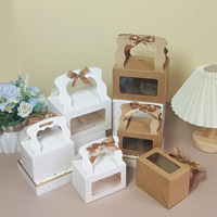Boîte d'emballage cadeau transparente gaufrée pliable avec nœud décoratif et longue poignée pour gâteaux mousse, chocolats et bonbons - Vente en gros