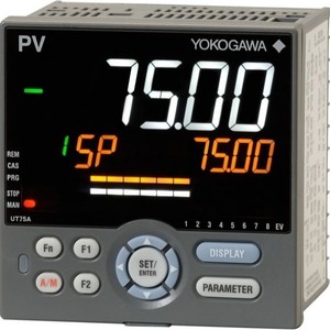 Yokogawa TC10 Miniature Digital <b>Temperature</b> <b>Controller</b> LCD Display Compact Industrial Use Japan Made - Product Image 4