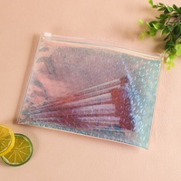 Sac cosmétique en PVC holographique personnalisé de luxe avec logo, fermeture éclair, petit format, réutilisable, emballage irisé