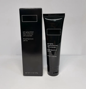 Crema Facial Iluminadora Natural 5 en 1, Crema Hidratante con Color, SPF 45, Retinol, Aloe, <span class=keywords><strong>Corrector</strong></span> Antiarrugas - Product Image 1