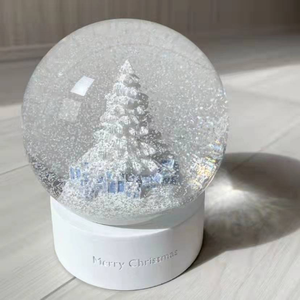 بيع بالجملة ، راتنج أبيض ، شجرة عيد الميلاد ، كرة ثلج ، تصميم حب عالي الجودة للبيع - Product Image 2