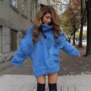 Cross-Border <span class=keywords><strong>Boom</strong></span> Otoño e Invierno Suéter de punto de longitud media con cuello alto para mujer Europa y vestido de suéter de punto Suelto - Product Image 1