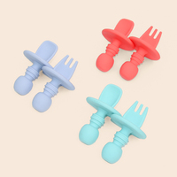 Bols en silicone pour bébés et tout-petits, doux, faciles à nettoyer, antidérapants, certifiés CE, couleur et forme personnalisées, vente en gros