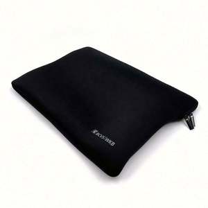 Funda Protectora para Computadora Portátil de Neopreno de Buena Calidad, Personalizada y Resistente a Impactos - Product Image 3