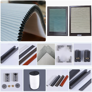 Tenda a nido d'ape oscurante per finestre interne con tessuto filtrante solare e accessori - Product Image 1