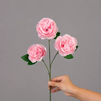 Vente en gros de fleurs artificielles en soie à 3 têtes de pivoine pour bouquet de mariage, décoration de centre de table