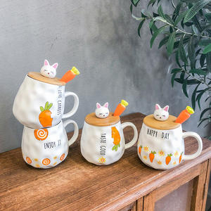 Mug en céramique avec couvercle et cuillère, motif lapin de dessin animé mignon et carotte, pour café, thé, ensemble de vaisselle, tasse individuelle, cadeau - Product Image 1