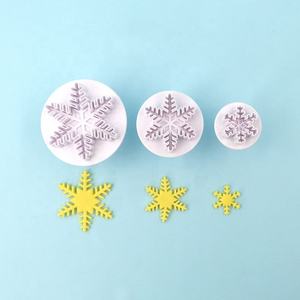 <span class=keywords><strong>Emporte</strong></span>-pièces et moules en plastique flocon de neige de Noël pour la décoration de biscuits et de gâteaux, outil de modelage d'argile - Product Image 4