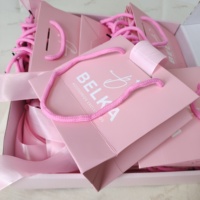 Sac en papier rose personnalisé de luxe pour bijoux et cosmétiques, sac en carton rose avec votre propre logo