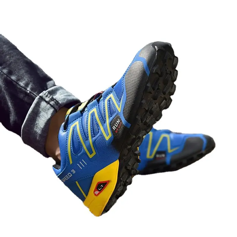 أحذية تزلج رياضية كبيرة الحجم للرجال من QZJC للتزلج والتزلج مع سطح منخفض ومضادة للانزلاق وامتصاص الصدمات