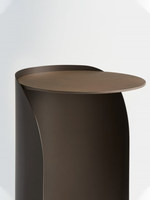 Table d'appoint mobile en métal de luxe léger, design artistique, rangement pour salon, chambre, hôtel, gîte, ODM