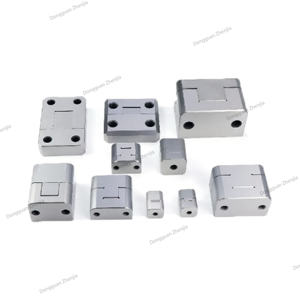 Formenlokalisierungsblöcke werden im Spritzgussverfahren verwendet. - Product Image 6