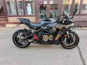 <span class=keywords><strong>Moto</strong></span> d'occasion <span class=keywords><strong>Benelli</strong></span> Qianjiang Sai 600 Super Sport 600CC 4 cylindres refroidie par eau EFI pour motos sportives - Product Image 1