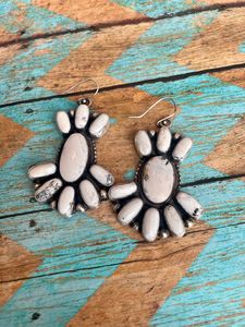 Conjunto de Collar y Pendientes de Plata de Ley NAVAJO con Búfalo Blanco para Mujer, Regalo para Ella - Product Image 3