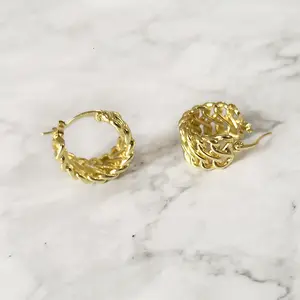 Exquisite buckle twist mesh gold filled metal temperament hoop earrings