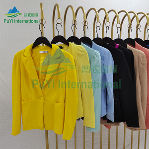 Abiti sottili da donna cappotti alla moda vecchi vestiti usati solo giacche di seconda mano - Product Image 4