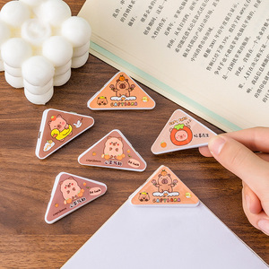 Clip Triangular para Notas Capybara de 50 mm, Clip de Plástico para Esquinas de Papel, para Estudiantes, Anti-rodaduras - Product Image 2