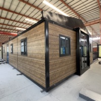 Villa portabel prefabrik modern kedap suara dan tahan air 20Ft 40Ft, rumah prefabrik terisolasi, dapat diperluas, kamar tidur mewah