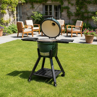 Barbecue Kamado en céramique moderne avec four intégré, durable et portable, pour le camping et l'utilisation en extérieur.