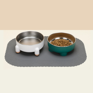 Maßgefertigte OEM Rechteckige Silikon-Futtermatte mit Hohem Rand, Lebensmittelecht, Wasserdicht, Rutschfest, Leicht zu Reinigen, für Hunde- und Katzennäpfe - Product Image 4