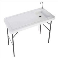 Planche de découpe et de nettoyage pliable en plastique blanc pour camping et extérieur, avec évier et robinet intégrés
