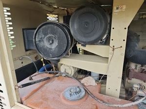 Kompresor Sekrup Ingersoll Rand VHP400 Bekas, Kondisi Baik - Product Image 3