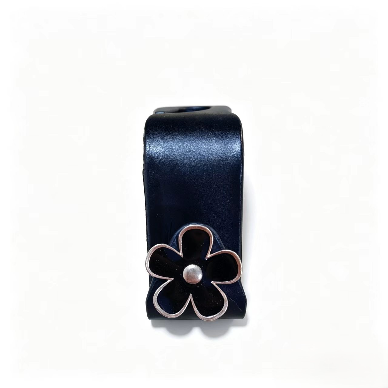 Small black daisy hooks [bagged]