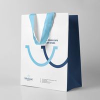 Service d'impression de flyers, brochures promotionnelles, livrets et cartes de visite avec logo personnalisé, impression couleur en gros