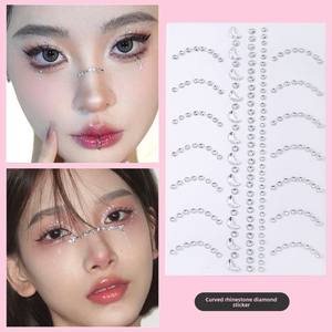 Ins Glitter Face Stickers avec Résine Diamant et Perle Organza Arc Sourcils Lèvres Strass Colle-On Technique Visage Accessoires - Product Image 4