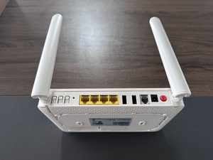 Hg6821m băng tần kép quang Wifi ONT GPON sợi router 4G + 2.4G/5G Wifi + 1pot + USB 5dBi với 2.4G & 5g ban nhạc - Product Image 2