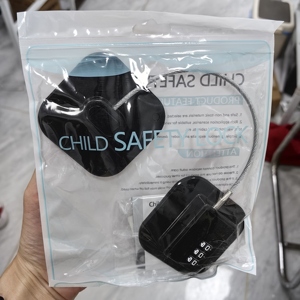 Cerradura de Seguridad para Refrigerador a Prueba de Niños/Bebés, Marca USA Mairun, de Alta Resistencia, con Correa Autoadhesiva (Metal+Plástico) de 190 mm para Armarios - Product Image 6