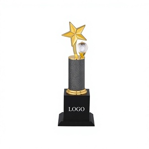 Trofeo de diamante de metal duradero con brillo premium, perfecto para torneos, eventos de reconocimiento y celebraciones memorables. - Product Image 1