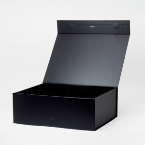Caja de Regalo de Lujo con Tapa Abatible Magnética, Tamaño AL, con Cinta Decorativa - Product Image 3