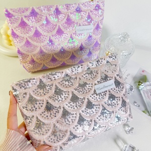 Bolsa de cosméticos de lentejuelas de alto grado para mujer, bolsa con cremallera, etiqueta hecha a mano, costura de lentejuelas con cuentas para mujer - Product Image 3