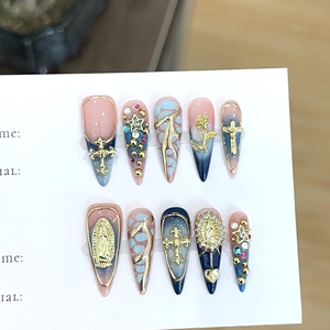 <span class=keywords><strong>Ongles</strong></span> Press-On de Luxe Faits Main, Faux <span class=keywords><strong>Ongles</strong></span> Stiletto Longs avec Strass 3D <span class=keywords><strong>Croix</strong></span> Rose, Style Gothique, Vente en Gros OEM ODM - Product Image 3