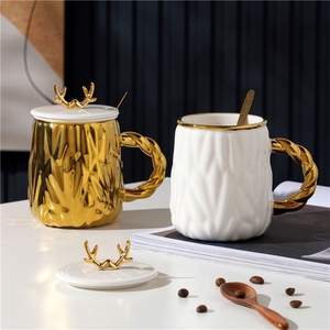 Household Luxury Electroplated Elk Lid Water <b>Cup</b> Coffee <b>Cup</b> <b>Set</b> Ceramic <b>Cup</b> Mugs Customizable Custom Ceramic Mug With Scoop - Product Image 1
