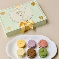 Boîte d'emballage de luxe pour biscuits avec ruban doré et garniture artisanale - Boîte cadeau festive