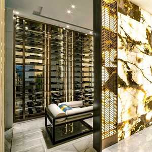 Vinoteca de Lujo Personalizada con Área de Degustación, Mueble Exhibidor de Vino de Acero Inoxidable con Control de Temperatura para Salón Premium - Product Image 2