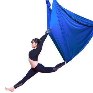 Balançoire de <span class=keywords><strong>yoga</strong></span> en nylon haute résistance DR Factory Hamac de <span class=keywords><strong>yoga</strong></span> aérien anti-gravité professionnel en 20 couleurs Produit de haute qualité - Product Image 2