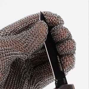 ถุงมือเก็บโซ่ถุงมือยาว15ซม. ถุงมือหั่นเนื้อสแตนเลส100% ป้องกันบาดทำงานปลอดภัย - Product Image 6