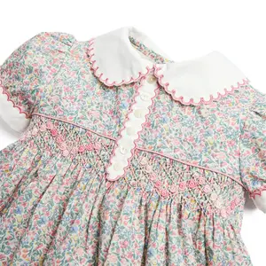 Zarif akşam lüks bebek tasarımları moda yüksek kalite sevimli önlüklü çiçek puf kollu özel kız elbiseler