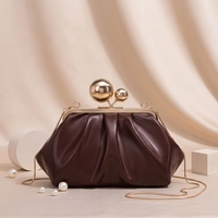 Sacs à main en polyester doux avec fermeture à clip, design de luxe, sacs à bandoulière à chaîne pour femmes, couleurs unies personnalisées, sacs à main à fermoir métallique