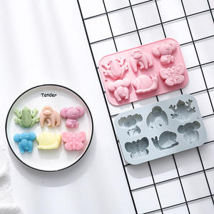 Moldes de Silicona Antiadherentes con Diseño de Animales, Reutilizables, de Grado Alimenticio, Lindos Moldes Magnéticos de Silicona para Chocolate, Dulces y Hielo - Product Image 3